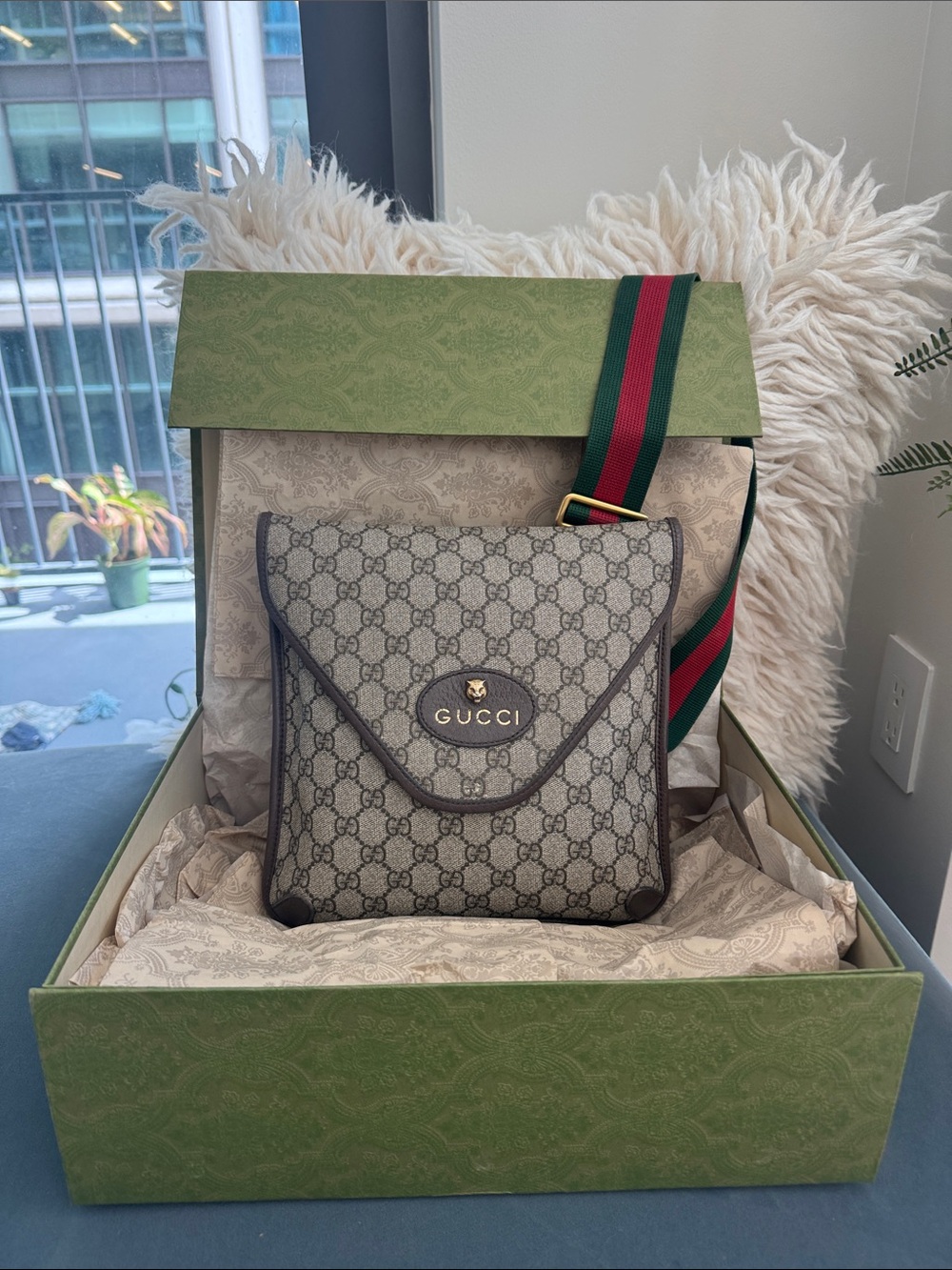 Gucci Brown GG Supreme Messenger Bag with Green-Red Web Strap